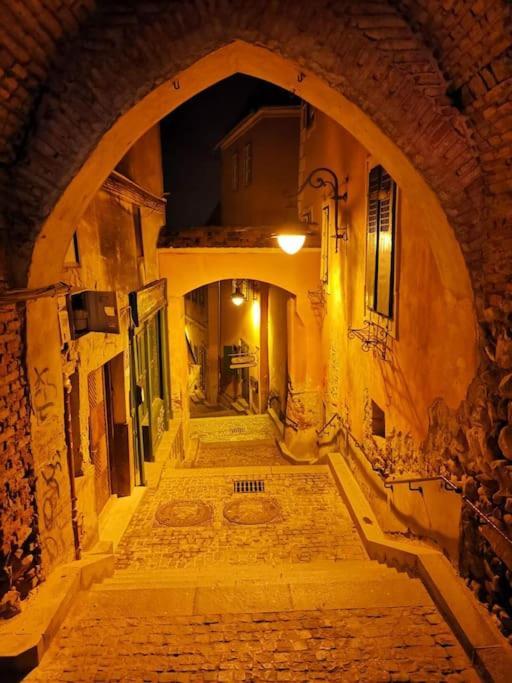 Charming Ideal For Getaways Or Workations In Sibiu's Medieval Center Apartment Sibiu