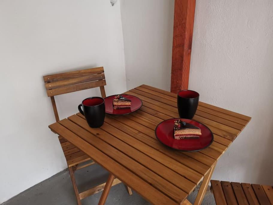 Apartment Charming Ideal For Getaways Or Workations In Sibiu's Medieval Center